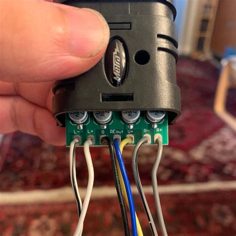 line output converter hook up